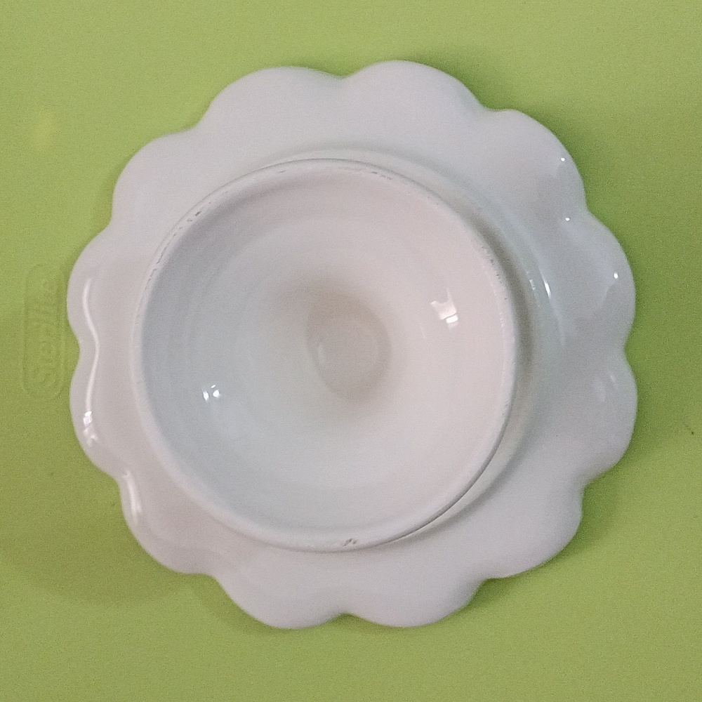 8in Cake Stand - Picture 2 of 3